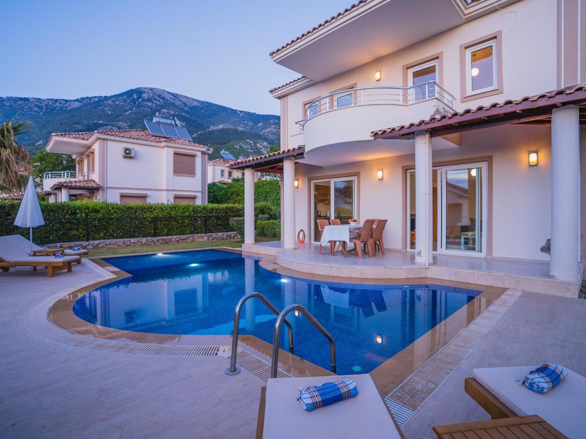 Hanel Life Royale 15 Villa With Private Pool เฟทิเย ภายนอก รูปภาพ