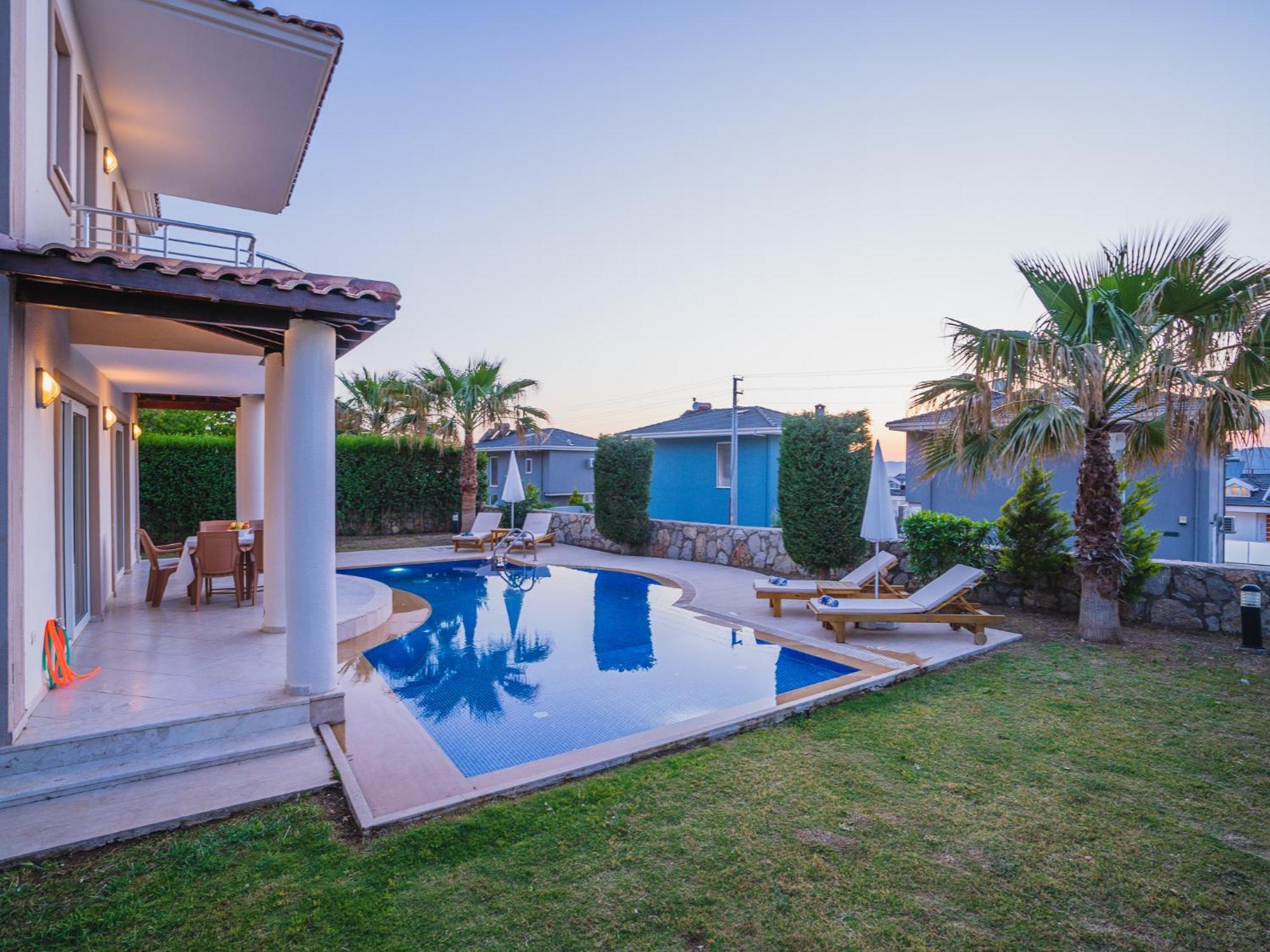 Hanel Life Royale 15 Villa With Private Pool เฟทิเย ภายนอก รูปภาพ